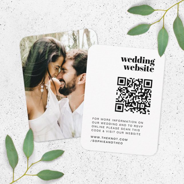 Cartão De Informações Site de Casamento | RSVP QR Code Retro (Direct guests seamlessly to your wedding website using this retro QR code photo enclosure card)