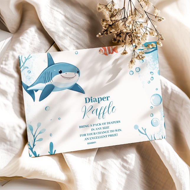 Cartão De Informações Tubarão sob a costa do oceano (Criador carregado)