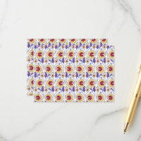 Um design vibrante com creme amarelo e laranja