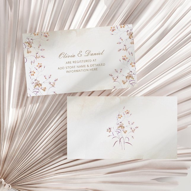Cartão de Inserção do Registro de Casamento Boho W (Boho Wildflowers Wedding Registry Insert Card on a sunny white dry palm leaf.)
