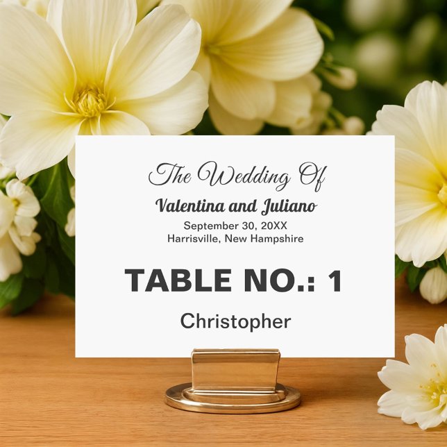 Cartão de Local de Casamento Preto e Branco (Typography style black and white wedding place card as table number)