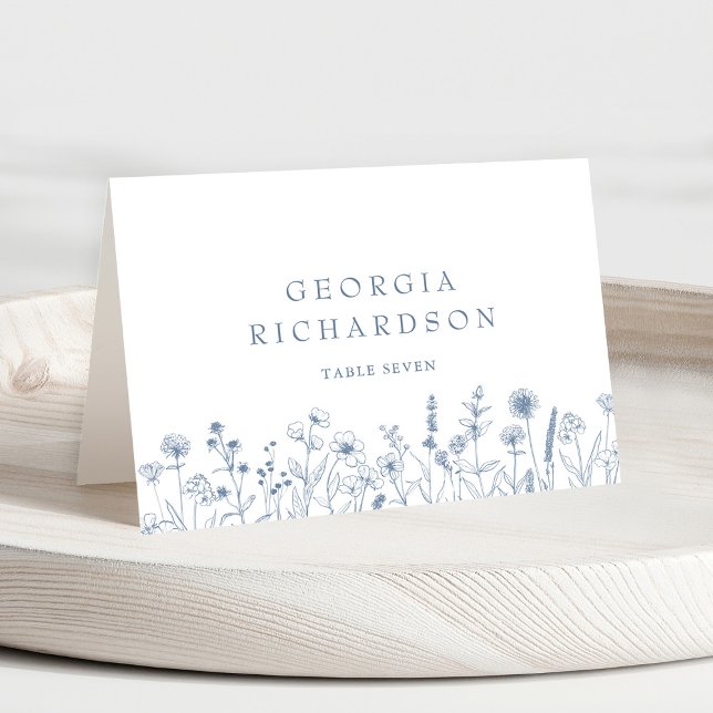 Cartão de Localidade de Flor Selvagem Simples e Mi (Simple Minimalist blue Periwinkle Wildflower Wedding guest name place card)