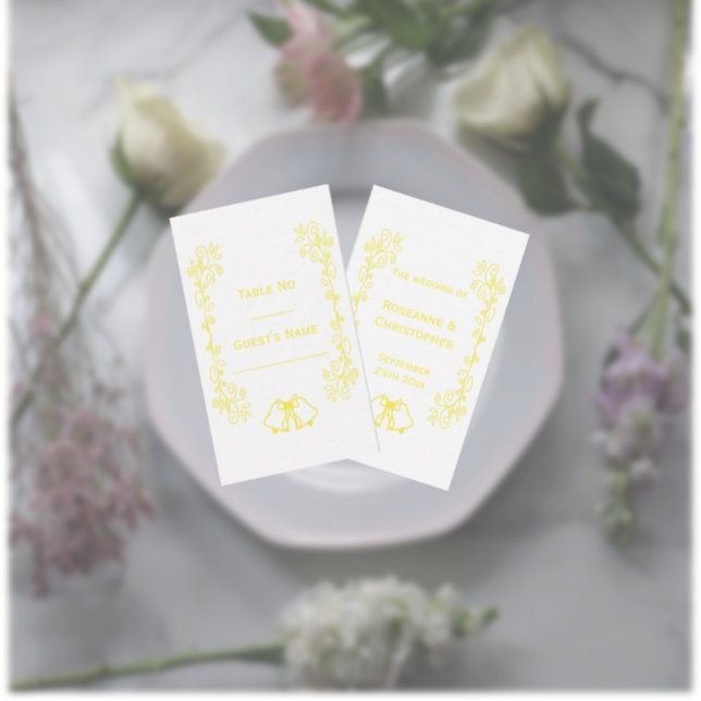 Cartão De Lugar Casamento de Design de Limon Bells (Yellow wedding place setting card bells and scrollwork design)
