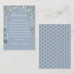 Cartão De Lugar Cascata Floral Azul Empoeirado Obrigado Casamento