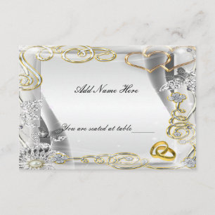 Cartão de lugar de mesa com alianças de casamento 