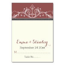 Cartão de lugar marsala com borda ornamental preta