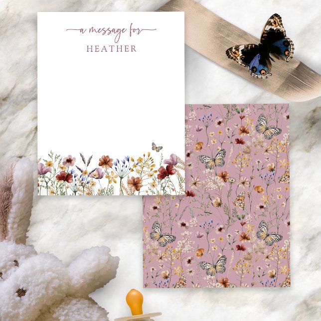 Cartão de Mensagem de Flor Selvagem Rosa (Dusty Pink Boho Wildflower Message Card with Butterfly by Painted Paperie
)