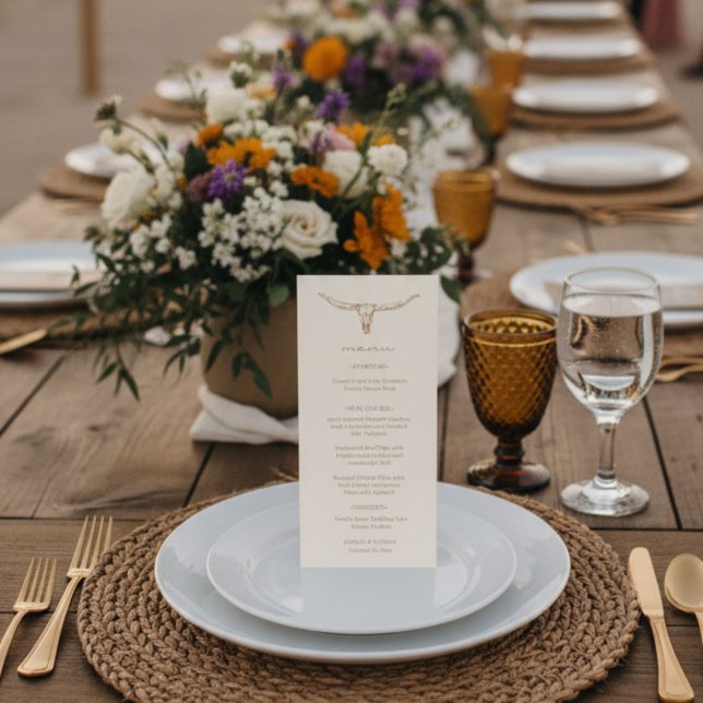 Cartão de Menu de Casamento com Caveira de Vaca Bo (Desert Boho Cow Skull Wedding Menu Card)