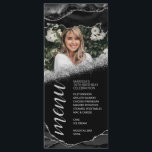 Cartão de Menu de Foto de Ágata Preta e Prata<br><div class="desc">Este Cartão de Menu de Foto de Ágata Preta e Prata é perfeito para qualquer evento! Destaque uma foto do seu homenageado e faça com que estes sejam o centro das atenções de qualquer configuração de lugar.</div>