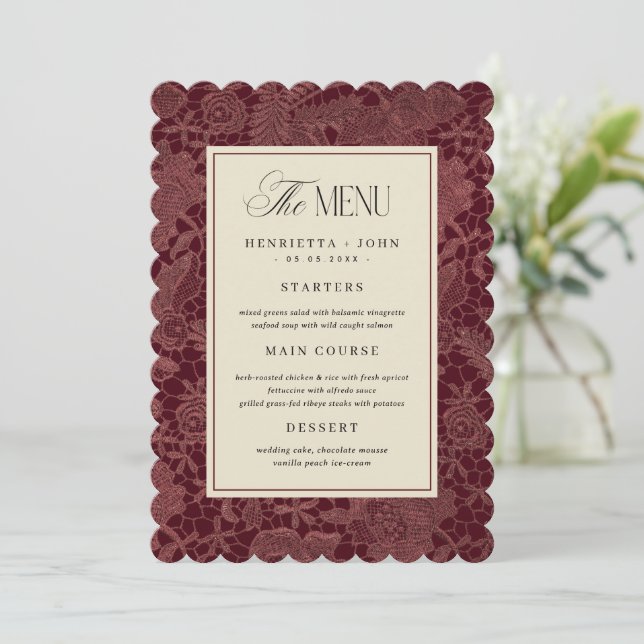 Cartão de Menu de Noivado com Renda Burgundy de Bo (Em pé/Frente)