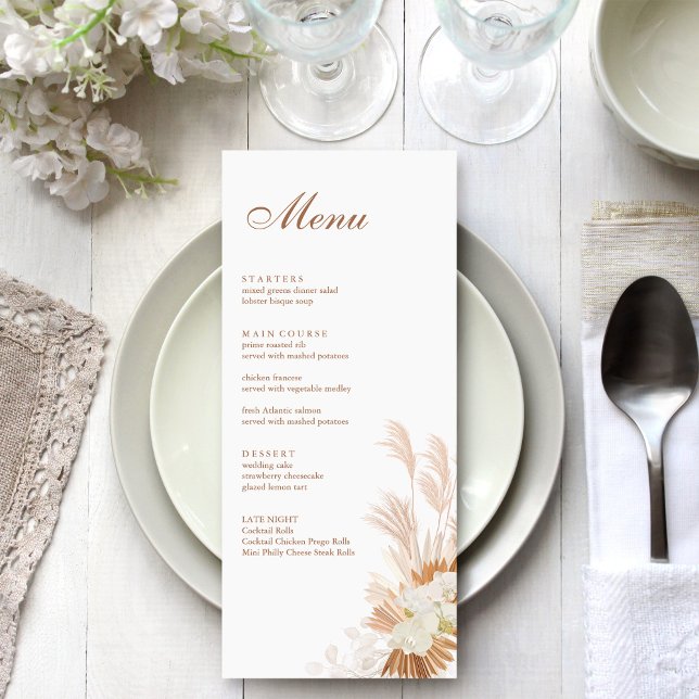 Cartão de Menu Orquídea Boho Terracotta Pampas Gra (Boho Terracotta Pampas Grass Orchid Menu Card on a bohemian white wedding table.)