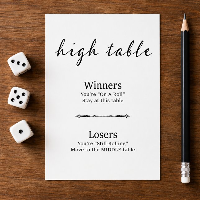 Cartão de Mesa Alta de Bunco Preto e Branco Modern (Add a stylish touch to game night with this modern script black and white Bunco High Table card.)