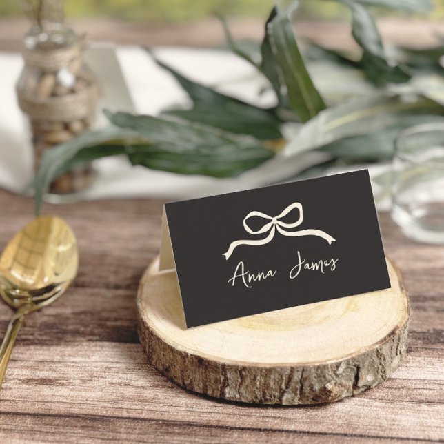 Cartão De Mesa Arco branco e branco preto desenhado à mão (Criador carregado)