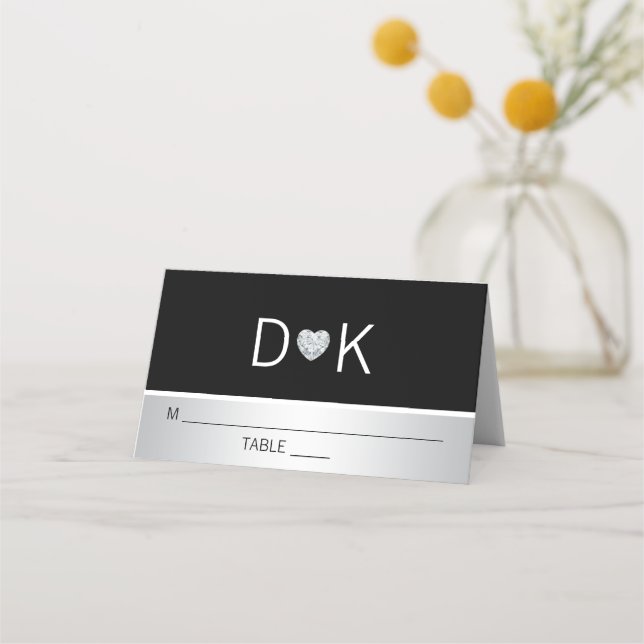 Cartão De Mesa Casamento Cardíaco Preto com Monograma Moderno Per (Frente)