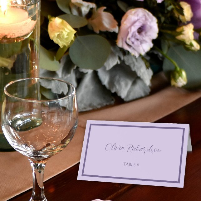 Cartão De Mesa Casamento de Script Lilac e Lavanda (Criador carregado)