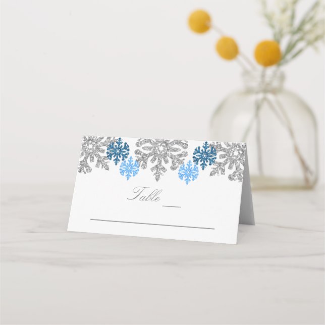 Cartão De Mesa Casamento no inverno Silver Blue Snowflakes (Frente)