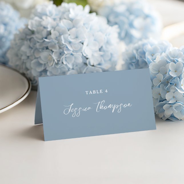 Cartão De Mesa Dusty Blue Simple Script Elegant Wedding (Elegant and simple typography on a beautiful dusty blue background)