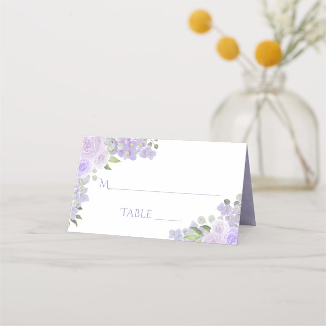Cartão De Mesa Escrita de Casamento Elegante Floral Roxo lavanda (Frente)