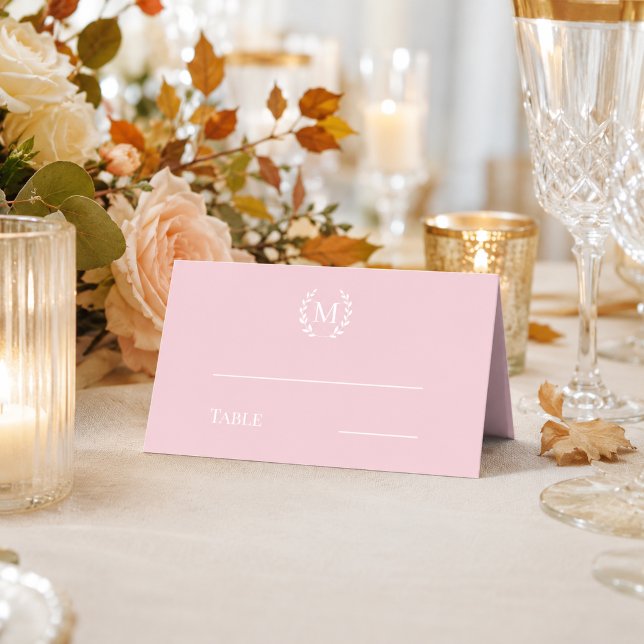 Cartão De Mesa Grinalda monogramada rosa poeirento (Criador carregado)
