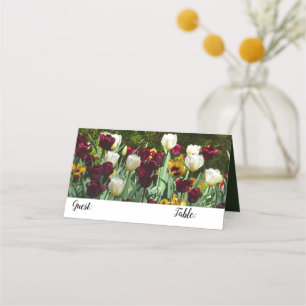 Cartão De Mesa Maroon e Tulipas Amarelas Palidez Colorida