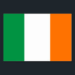 Cartão de mesa patriótico com a Bandeira da Irland<br><div class="desc">Guie seus convidados aos seus lugares com elegância usando estes exquisitos cartões de mesa com a bandeira da Irlanda!</div>