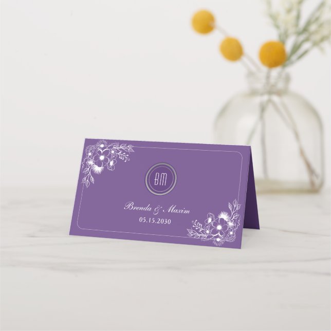Cartão De Mesa Purple Floral Monogram Wedding (Frente)
