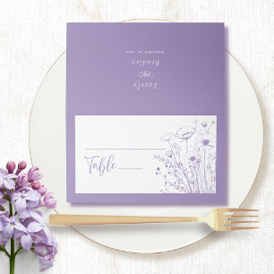 Cartão De Mesa Púrpura Dusta Fundo Branco Floral