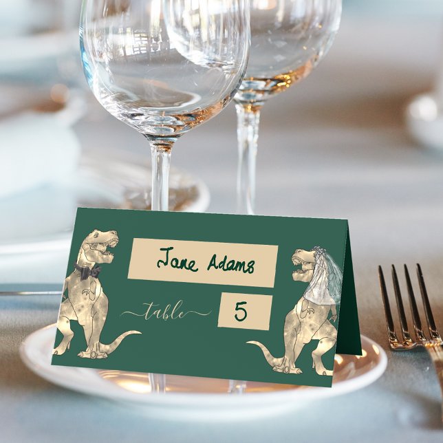 Cartão De Mesa Tema Dinossauro Casamento Verde Escuro (Dinosaur wedding dark green table place cards T-Rex dino bride and groom Jurassic wedding )