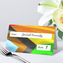 Cartão De Mesa Tipografia da Bandeira do Orgulho Casamento Dobrad