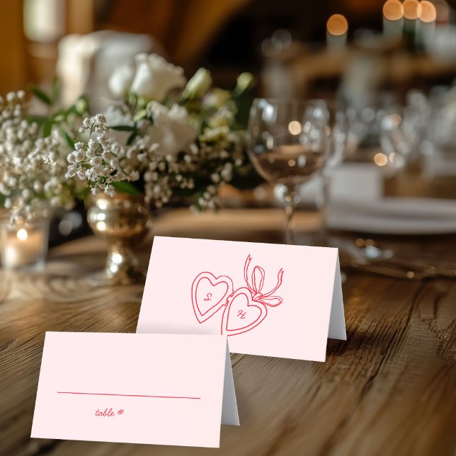 Cartão De Mesa Whimsical Heart Locket Doodle Sketch Modern CUSTOM (Whimsical Heart Locket Doodle Sketch Modern CUSTOM Place Card
)