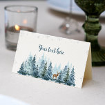 Cartão De Mesa Winter Onederland Deer Christmas Comida Place Card<br><div class="desc">Nossos cartões de tenda de comida de aniversário da Reindeer de inverno são a maneira perfeita de etiquetar e mostrar o cardápio da sua festa. A design apresenta um tema de inverno a aquarela com espaço para o nome do prato. São perfeitos para rotular itens de comida numa mesa de...</div>