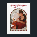 Cartão de Natal de Arte Moderna<br><div class="desc">Crie uma impressão duradoura nesta temporada com um cartão de feriado exclusivo. Esta simples modelo de cartão de árvore de Natal apresenta um design limpo e moderno. Personalize-o com as suas informações e torne-o exclusivamente seu!</div>