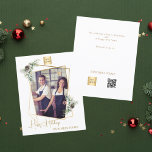 Cartão de Natal de empresa QR de ouro geométrico<br><div class="desc">Celebre a época em estilo com este cartão de Natal moderno e elegante, com um quadro fotográfico geométrico em ouro falso adado com galhos e cones festivos. A frente mostra uma saudação de "Felizes Feriados", escrita por chic, perfeita para transmitir desejos calorosos. Personalize a placa com o logotipo da sua...</div>