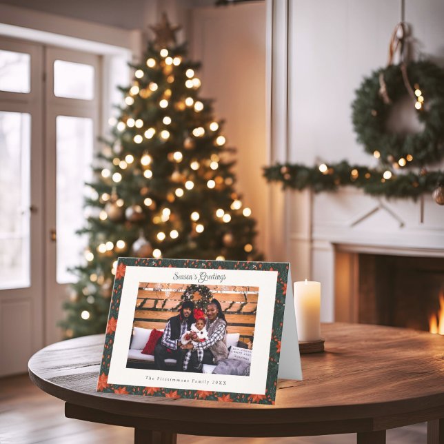 Cartão de Natal de Poinsettia Vermelha Tradicional (Poinsettia Season Folded Photo Christmas Card forest green)