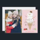 Cartão de Natal de Snowcone - Rosa<br><div class="desc">Esta adorável carta ilustrada apresenta um verdadeiro cone de neve junto com doces.</div>