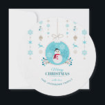 Cartão de Natal Feliz e Azul Snowman<br><div class="desc">Espalhe a alegria de férias com nossa Feliz Cartão Plana de Natal, estrelando um bonitão de neve em cores suaves e pastel. Esta carta encantadora captura a alegria da estação com seu design capricho. Personalize-o com os seus nomes para um toque extra de calor e crie um bem-estar querido. Compartilhe...</div>