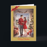 Cartão de Natal novo<br><div class="desc">Este cartão de Natal captura a essência de um casal profundamente apaixonado, celebrando sua primeira temporada de festas como recém-casados. Ele irradia calor e ternura, fazer-o o cartão ideal para compartilhar a alegria de sua união com amigos e familiares. A carta simboliza o início de uma bela jornada juntos e...</div>