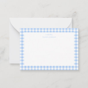 Cartão de nota xadrez azul e branco para menino