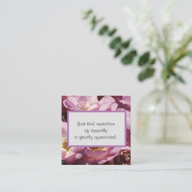 Cartão De Notas Expressão gentil de simpatia (Em pé/Frente)