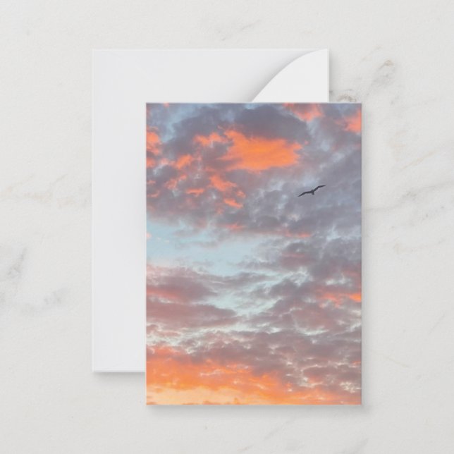 Cartão De Notas Flying Bird in Clouds Photo (Frente)