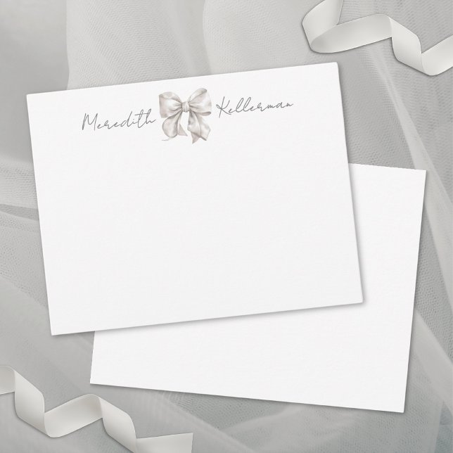 Cartão De Notas Monograma de Nome de Arco Personalizado (Personalized Bow Name Monogram Note Card)
