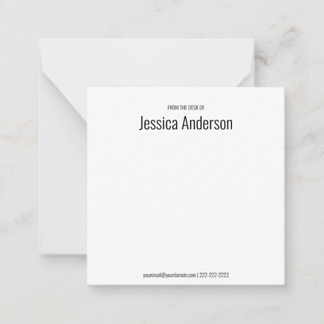 Cartão De Notas Na Mesa do e-mail do nome preto e branco (Frente)