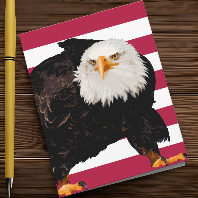 Cartão De Notas Patriótica Bald Eagle Orgulhosa Bandeira Americana (Patriotic Bald Eagle note card with USA flag stripes show gratitude for Veteran's Day.)