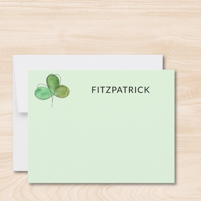 Cartão De Notas Personalized Green Shamrock Irish Family Name (Criador carregado)
