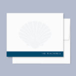 Cartão De Notas Seashell com Marinho Blue Banda Family Stationery<br><div class="desc">Este design apresenta uma cinta desbotada no fundo com uma banda na parte inferior para seu nome/texto. Clique no botão personalizar se quiser ajustar os elementos de design e/ou modificar o texto! Variações deste design, cores adicionais, além de coordenar produtos estão disponíveis em nosso compro, zazzle.com/store/doodlelulu. Entre em contato conosco...</div>