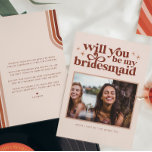 Cartão De Notas Será que você será minha proposta de Madrinha de c<br><div class="desc">Você será minha... dama de honra, madrinha de casamento, dama de honra ou carta de casamento de garotas de flores que fará suas meninas sorrir e deixá-las com uma manutenção que elas vão gostar por muitos anos! Apresentando fundo cor-de-rosa pincelado, toques de terra cotta e faces de tendência. Este cartão...</div>