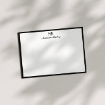 Cartão De Notas Tipografia Decorativa Monograma | Preto e branco<br><div class="desc">Um cartão de nota moderno e elegante desenhado com bordas negras limpas,  um monograma decorativo de tipografia e uma fonte serif clássica.</div>
