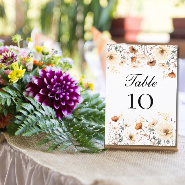 Cartão de Número de Tabela de Casamento de Beige A (Boho Wildflowers Yellow Beige Terracotta Burnt Orange Wedding Table Number Cards)