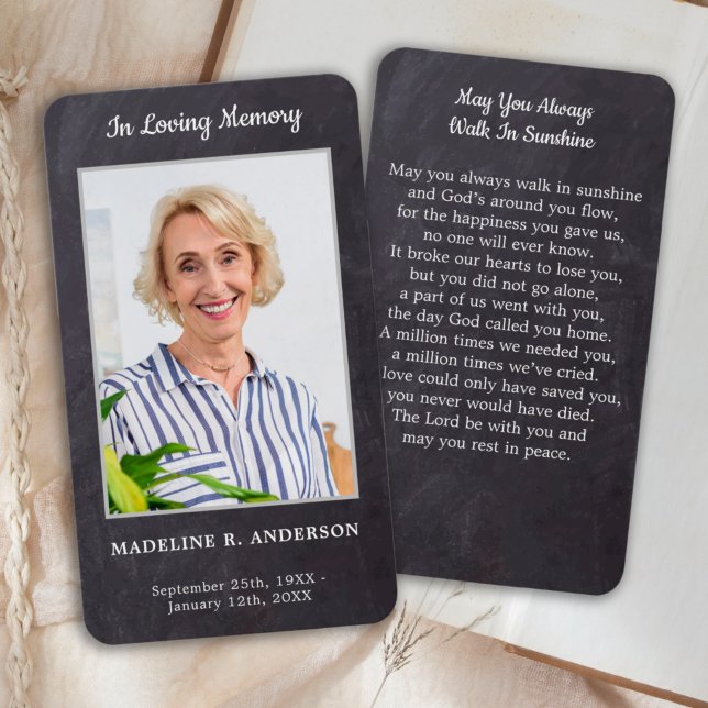 Cartão de Oração Memorial de Foto Russo Premium (Criador carregado)