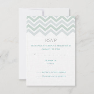 Cartão de Resposta de Casamento Azul e Verde Chevr